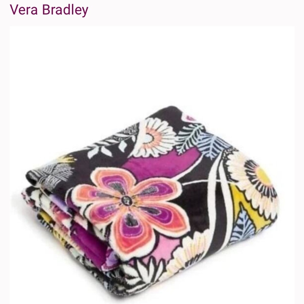 Vera Bradley Kauai Floral Plush Throw Blanket NEW in package
